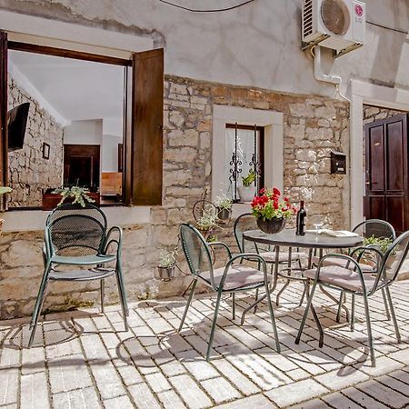 Apartments Taylor Rovinj Exterior foto